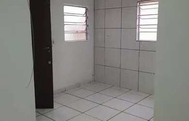 Imagem 1: Alugo kitinete pinheirinho