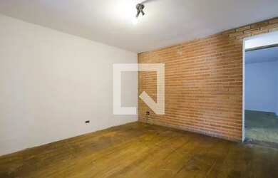 Imagem: A casa possui 2 Dormitórios, 1 Banheiro, 100m² de Área e