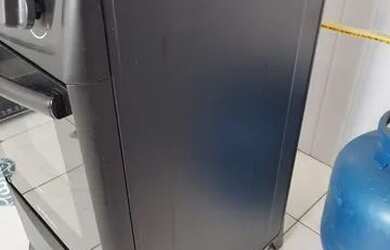 Imagem 5: Vendo fogão elétrico. 