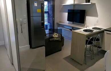 Imagem: O studio possui 1 Dormitório, 1 Banheiro, 1 Vaga na garagem