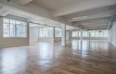 Imagem: O depósito possui 360m² de Área, Imóvel novo e está localizado