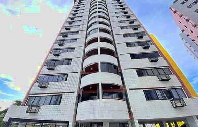 Imagem: O apartamento possui 3 Dormitórios, 2 Banheiros, 2 Vagas na