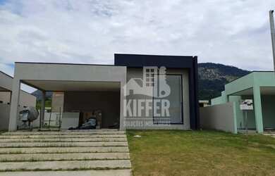 Imagem: A casa em condomínio possui 3 Dormitórios, 3 Banheiros, 2