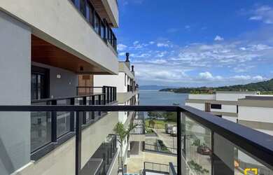 Imagem: O apartamento possui 3 Dormitórios, 4 Banheiros, 2 Vagas na