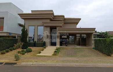 Imagem 5: Casa a venda. Piscina, Guarda roupa, 250m² de Áreae4 Vagas na garagem