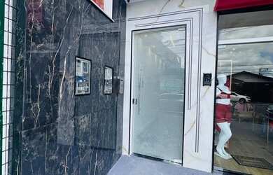 Imagem: A casa possui 5 Dormitórios, 5 Banheiros, 1 Vaga na garagem