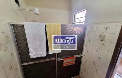 Imagem 15: Casa com 2 dormitórios, 2 banheiros, quintal e lavanderia à venda por...