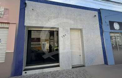 Imagem: O depósito possui 218m² de Área e está localizado em Centro