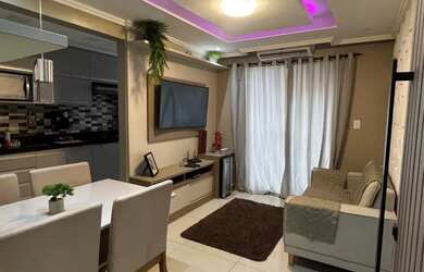 Imagem: O apartamento possui 2 Dormitórios, 1 Banheiro, 1 Vaga na garagem