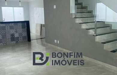 Imagem: A casa possui 3 Dormitórios, 3 Banheiros, 1 Vaga na garagem