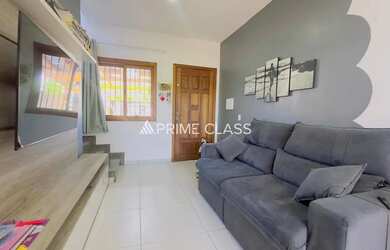 Imagem: A casa possui 2 Dormitórios, 2 Banheiros, 2 Vagas na garagem