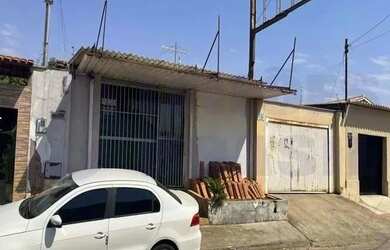 Imagem 4: Imóvel para venda possui 234 metros quadrados com 3 quartos