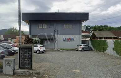 Imagem: O depósito possui 90m² de Área e está localizado em Saguaçu