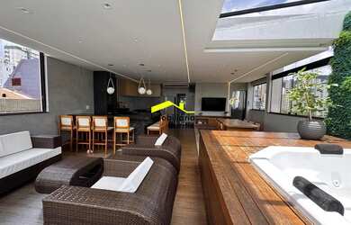 Imagem: O apartamento na cobertura possui 3 Dormitórios, 3 Banheiros