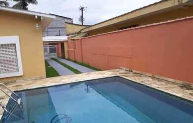 Imagem: Vendo casa em via pública/ documentação em dia