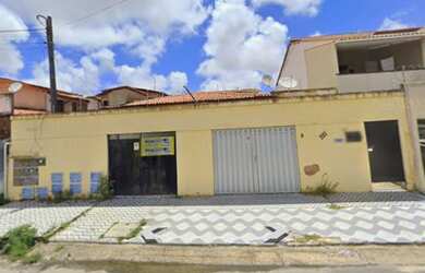 Imagem: A casa possui 1 Dormitório, 1 Banheiro e 40m² de Área e está