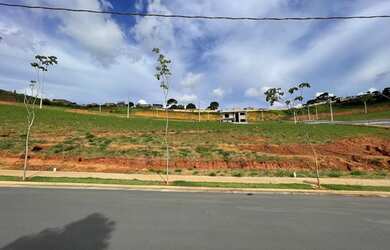 Imagem: O terreno possui 323m² de Área e está localizado em Salvaterra