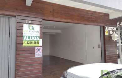 Imagem: O depósito possui 33m² de Área e está localizado em Barreiros