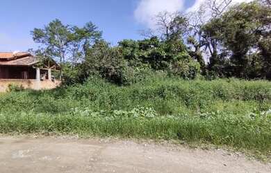 Imagem: O terreno possui 274m² de Área e está localizado em Balneário