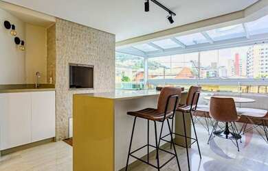 Imagem: O apartamento possui 3 Dormitórios, 4 Banheiros, 2 Vagas na