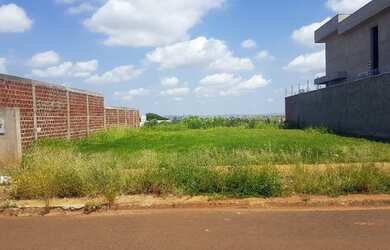 Imagem: O terreno possui 321m² de Área e está localizado em Jardim