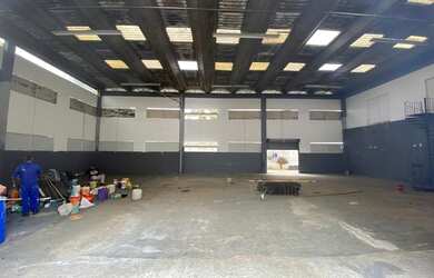 Imagem: O depósito possui 600m² de Área e está localizado em Jardim