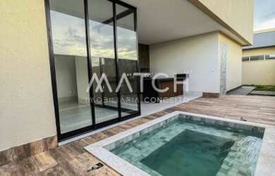 Imagem: A casa em condomínio possui 3 Dormitórios, 5 Banheiros, 3