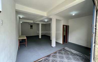 Imagem: O depósito possui 70m² de Área e está localizado em Bairu