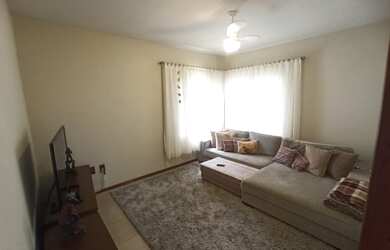 Imagem 6: CASAJARAGUÁ DO SUL. Varanda, 235m² de Área, 2 Vagas na garageme3 Dormitórios