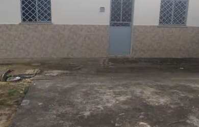 Imagem: O apartamento possui 1 Dormitório, 1 Banheiro, 3 Vagas na garagem