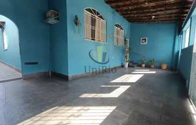 Imagem: A casa em condomínio possui 2 Dormitórios, 1 Banheiro, 2 Vagas