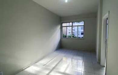 Imagem: O apartamento possui 2 Dormitórios, 2 Banheiros, 62m² de Área