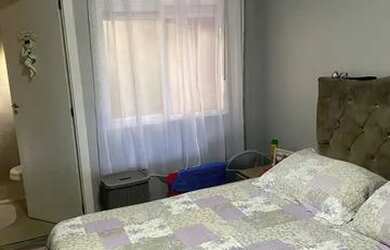 Imagem 12: Casa com loja em frente