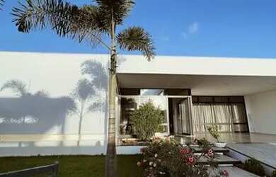 Imagem: A casa em condomínio possui 3 Dormitórios, 4 Banheiros, 240m²