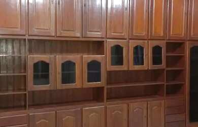 Imagem: O apartamento possui 1 Dormitório, 1 Banheiro e 1 Vaga na garagem