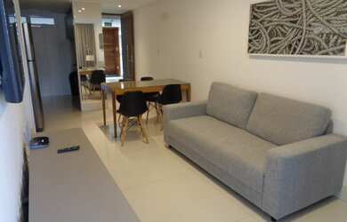 Imagem: O apartamento possui 2 Dormitórios, 1 Banheiro, 2 Vagas na