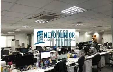 Imagem: O depósito possui 5 Vagas na garagem e 1120m² de Área e está