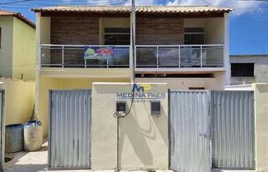 Imagem: A casa possui 2 Dormitórios, 3 Banheiros, 1 Vaga na garagem