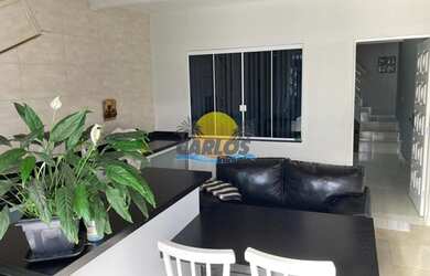 Imagem: A casa possui 2 Dormitórios, 2 Banheiros, 1 Vaga na garagem