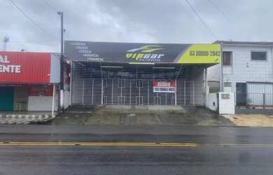 Imagem: O depósito possui 3 Vagas na garagem e 264m² de Área e está