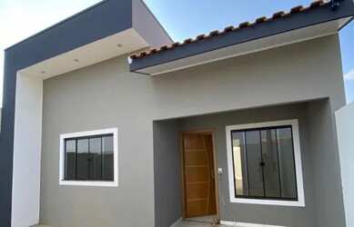 Imagem: A casa possui 3 Dormitórios, 2 Banheiros, 250m² de Área e