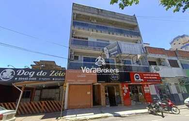 Imagem: O apartamento possui 2 Dormitórios, 2 Banheiros e 90m² de