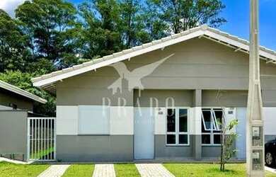 Imagem: A casa em condomínio possui 2 Dormitórios, 1 Banheiro, 2 Vagas