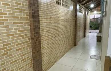 Imagem 11: VENDO CASA. Varanda, 80m² de Área, 1 Banheiroe2 Dormitórios