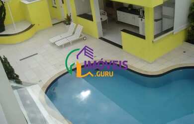 Imagem: A casa em condomínio possui 5 Dormitórios, 5 Banheiros, 5