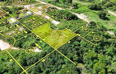 Imagem: O terreno possui 1.097m² de Área e está localizado em Rasa