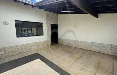 Imagem 2: Casa com 3 dormitórios para alugar por R$ 2.501,00/mês - Coliseu - Londrina/PR