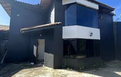 Imagem: O apartamento possui 4 Dormitórios, 4 Banheiros, 5 Vagas na