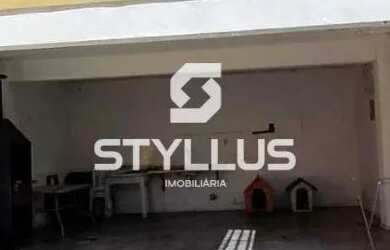 Imagem: A casa possui 3 Dormitórios, 3 Banheiros, 5 Vagas na garagem