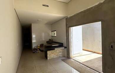 Imagem 4: Vendo casa na 505 sul. Churrasqueira, Varanda, Guarda roupae115m² de...